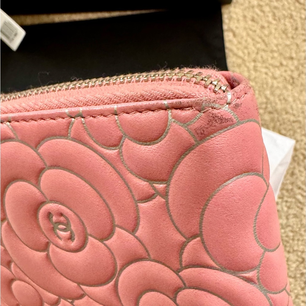CHANEL Special Edition Pink Camellia Flower Lambskin Zip Around Wallet - Picture 8 of 9